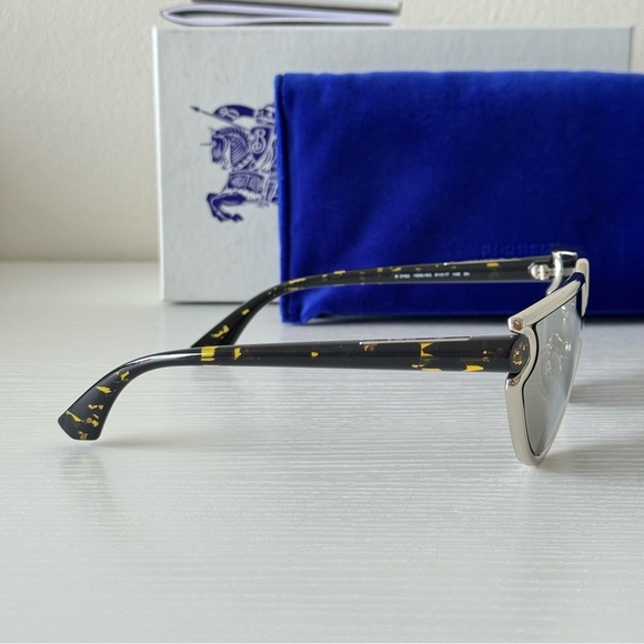New! Burberry Sunglasses B 3152 1005/6G Metallic Silver Mirror, Authentic